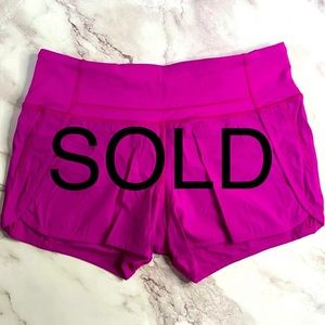 Lululemon Speed Shorts Size 4 Mid Rise Lined Workout Short Fuchsia Pink Purple